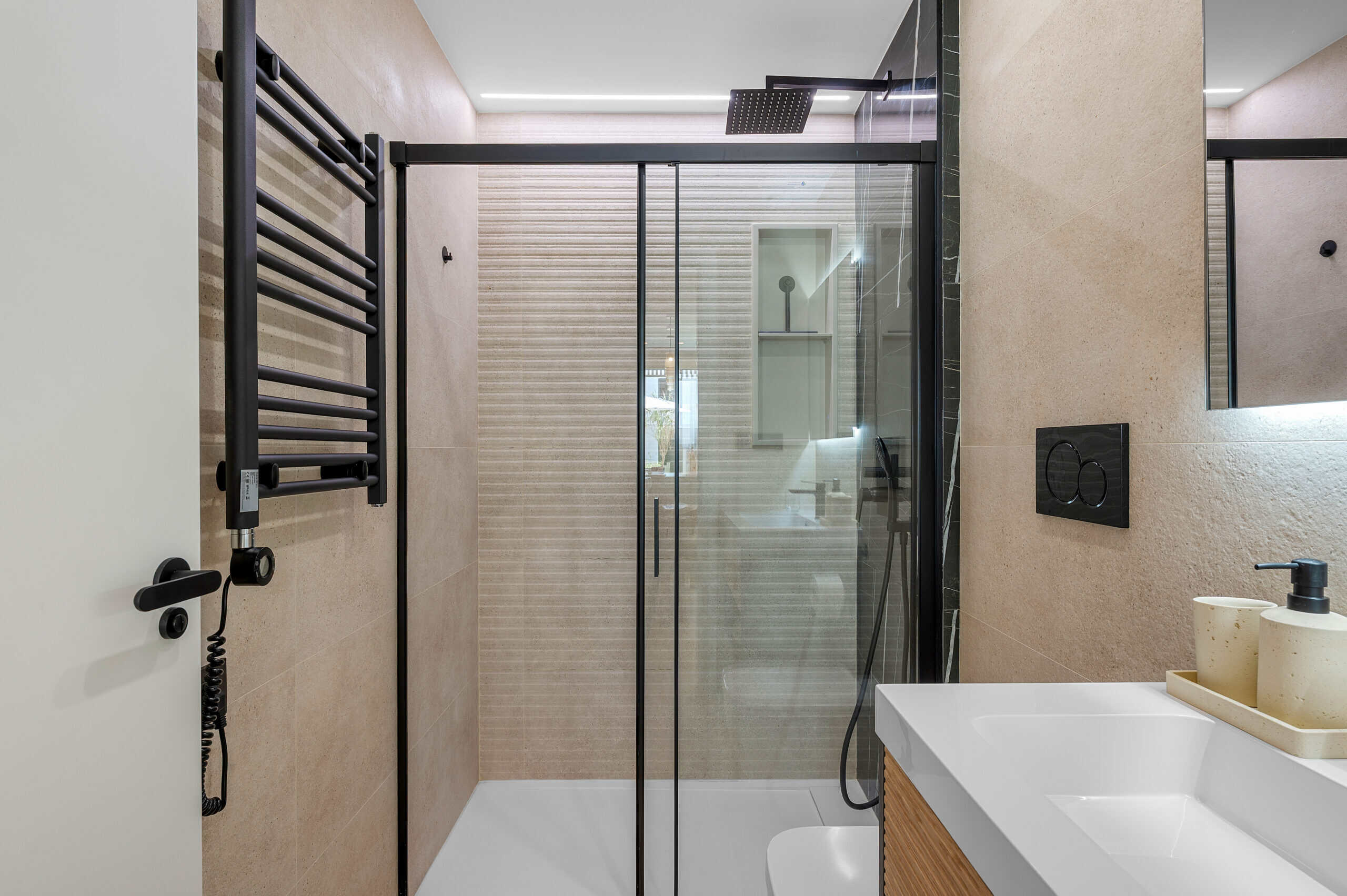 Bathroom shower