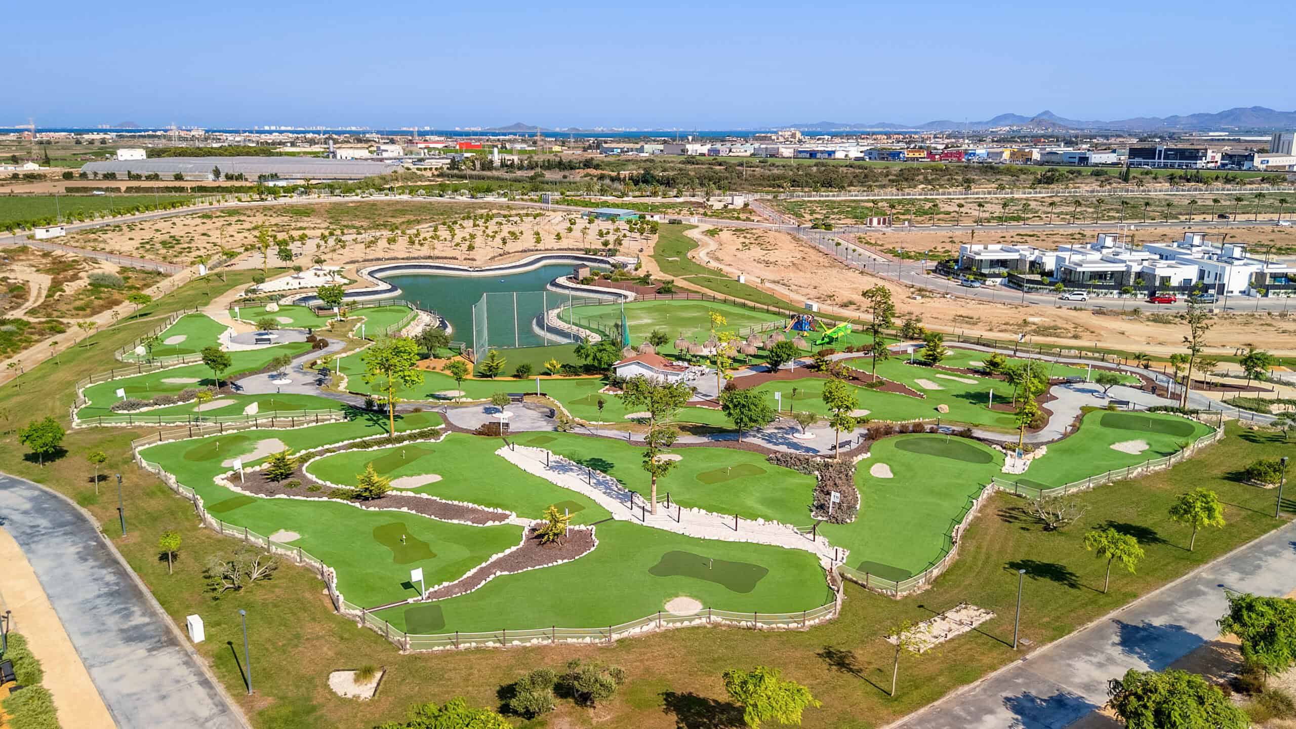Golf aerial